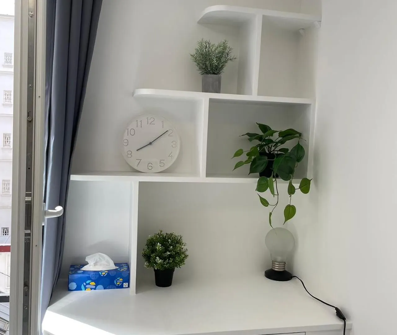 Apartment Charming Studio Near Chatelet Saint Sauveur Paris